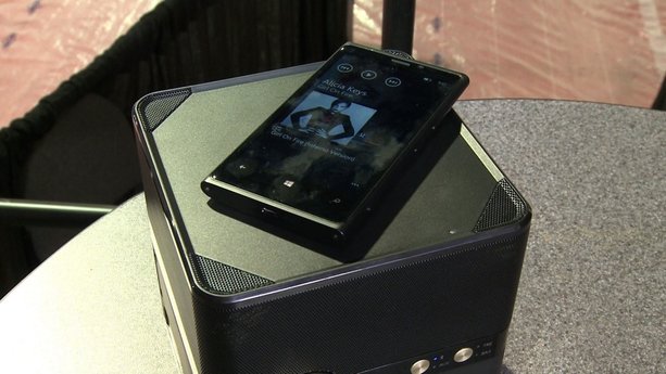 CES 2013: TDK Life on Record Wireless Charging Speaker Q35