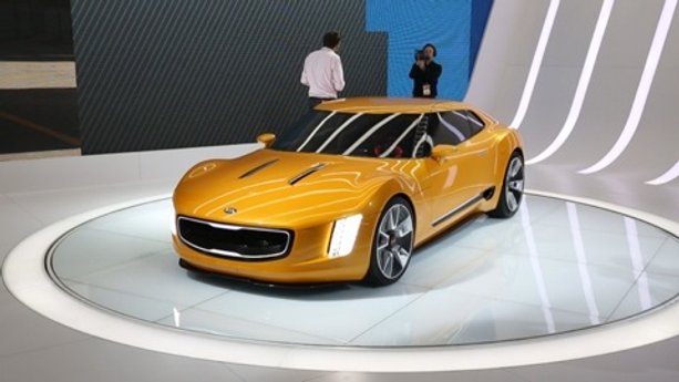 Kia GT4 Stinger at Detroit Auto Show