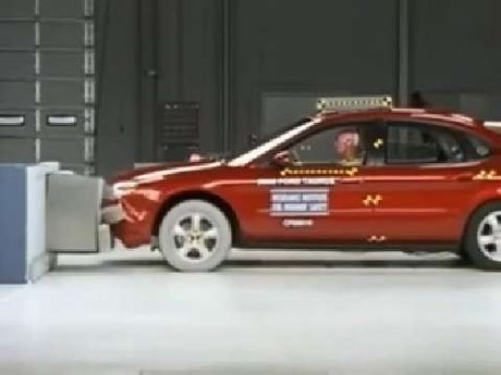 Ford Taurus crash test 2000-2006