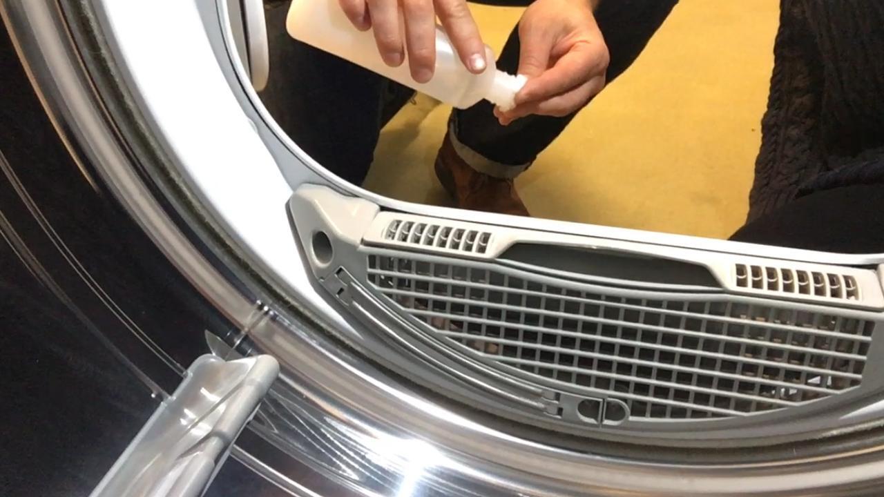 How to Clean a Dryer Lint Trap & Exhaust Hose