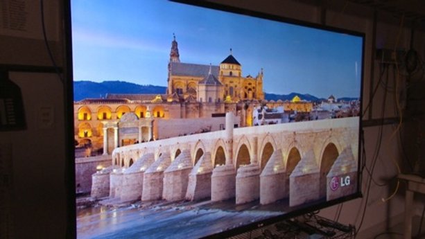 Talking Tech: TVs for the XLVIII Super Bowl