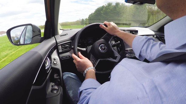 Should You Buy or Lease a New Car?