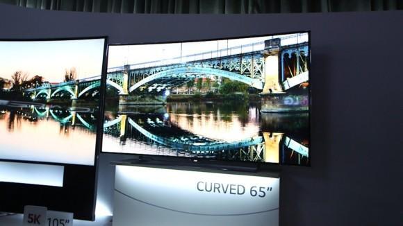 LG curved TV at CES 2014