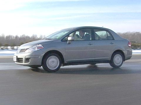 Nissan Versa 2007-2011 Road Test