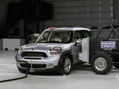 Mini Countryman crash test 2011-2012