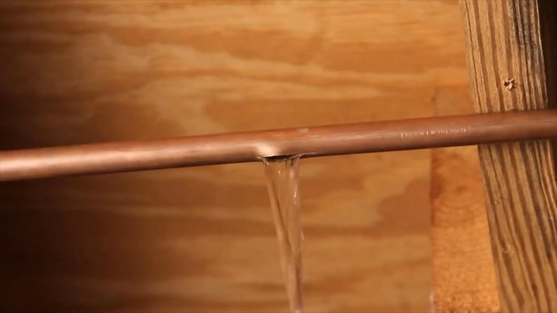 What To Do If Your Pipes Freeze and Burst