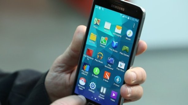 Samsung Galaxy S 5 First Look