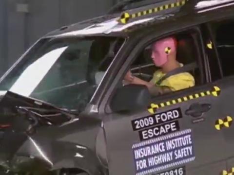 Ford Escape Hybrid crash test 2009-2010
