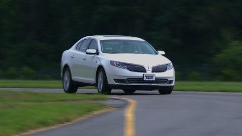 Lincoln MKS 2013-2015 Road Test
