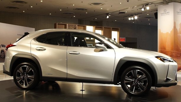 2018 New York Auto Show: 2019 Lexus UX