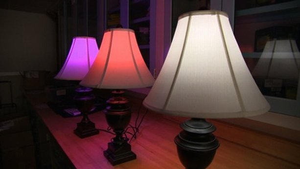 Philips Hue lightbulb first look
