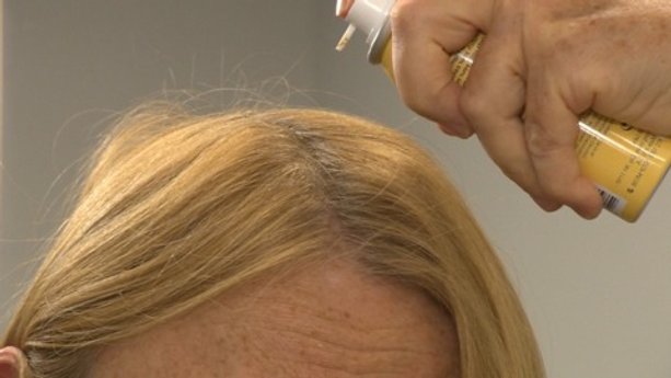 Root touch-ups between hair coloring
