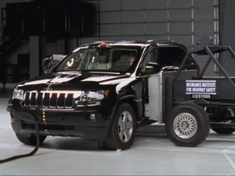 Jeep Grand Cherokee crash test 2011-2012