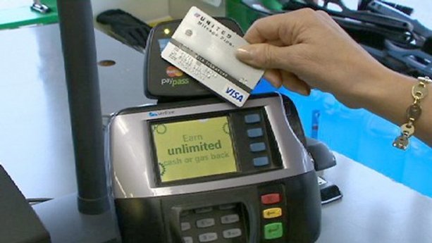 Risky new bank card technology
