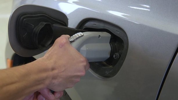 EV and Hybrid Cars 101 (teaser)