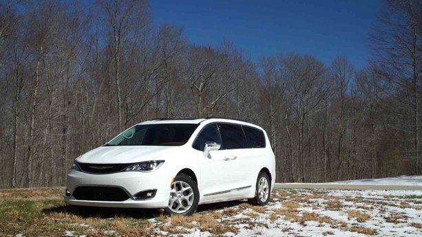 Chrysler Pacifica Redefines the Minivan