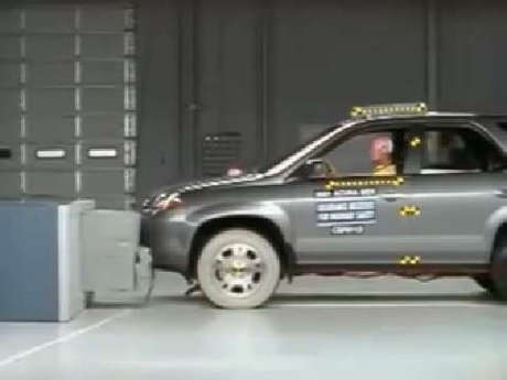 Acura MDX crash test 2001-2006