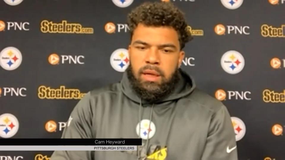 Pittsburgh Steelers' Alejandro Villanueva replaces Antwon Rose Jr.'s name  on his helmet with the name of a slain veteran