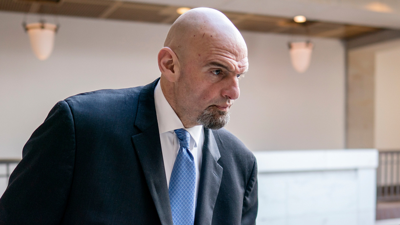 Fetterman marks Senate return with effort to ban stock trading in Congress