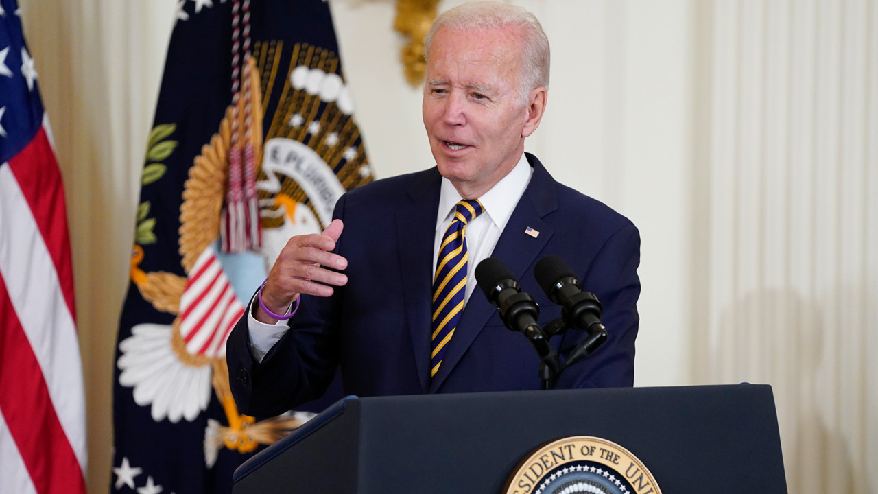 Gas is suddenly cheaper. That could help Biden.