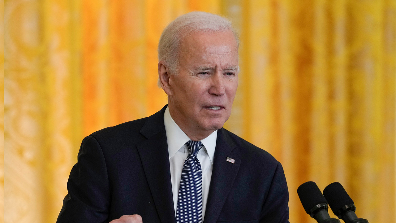 Biden condemns Putin over Ukraine, but doesn't rule out meeting him