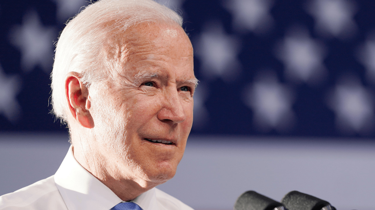 Biden derides Putin&rsquo;s &lsquo;ridiculous&rsquo; whataboutism