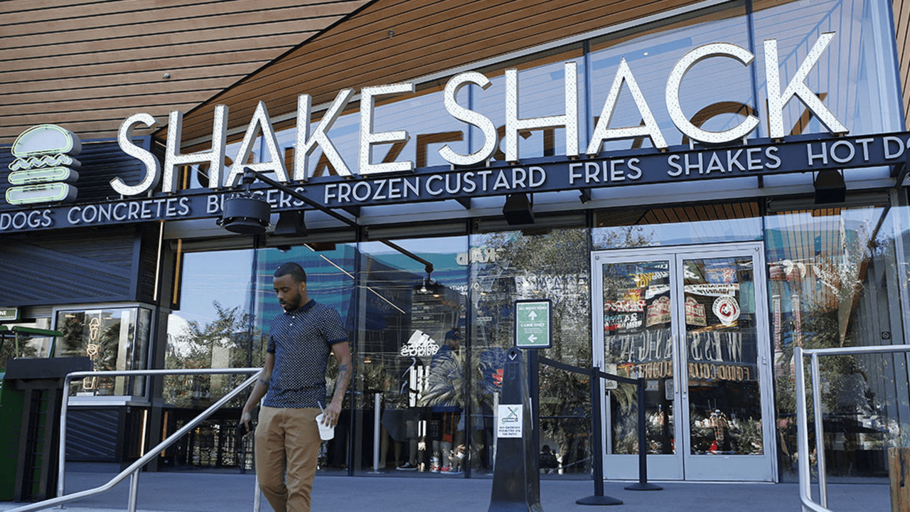 Shake Shack CEO explains why they are giving back $10m small business loan