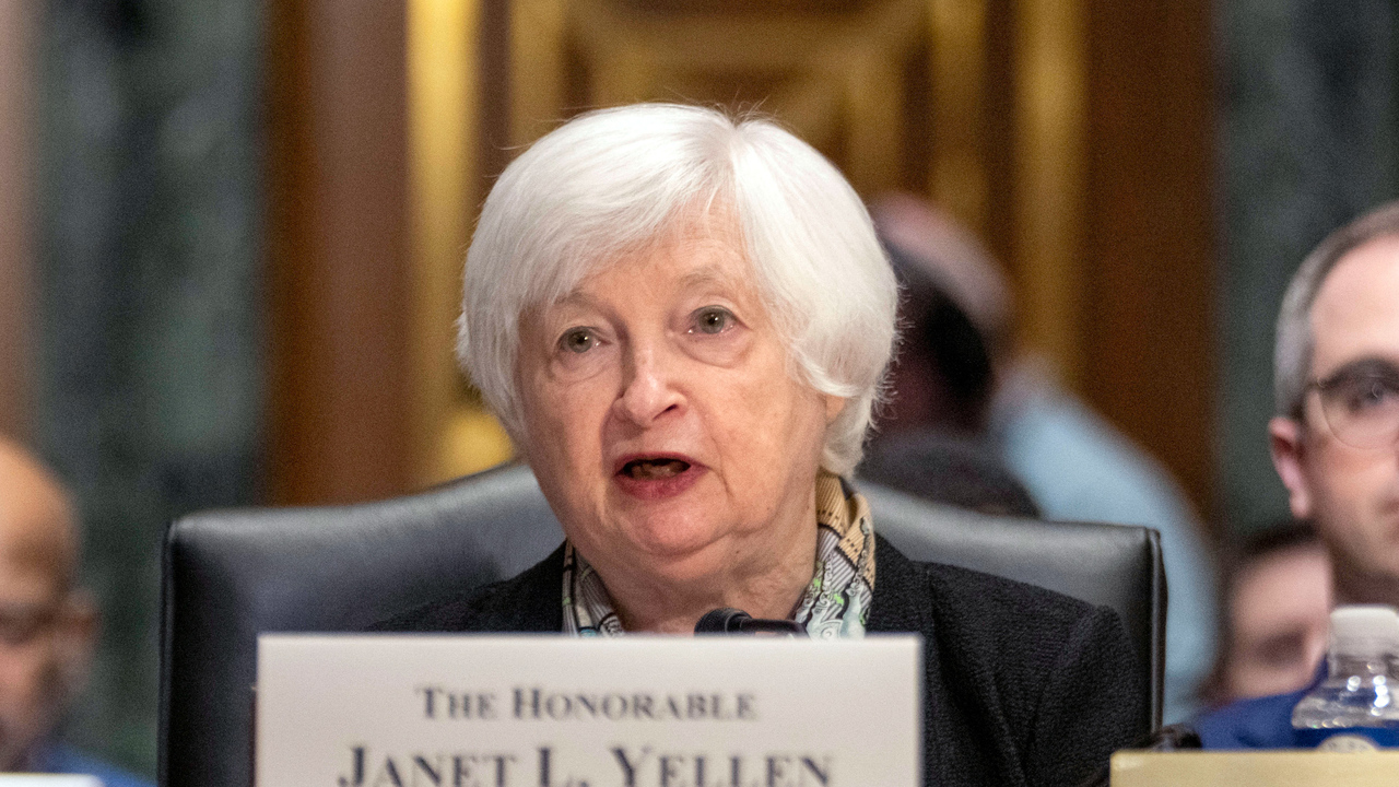 Yellen seeks to calm lawmakers amid banking turmoil