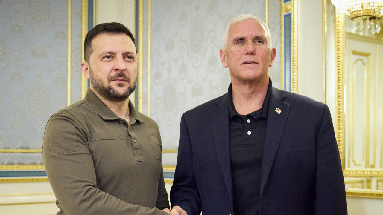 Pence meets with Zelenskyy in Kyiv