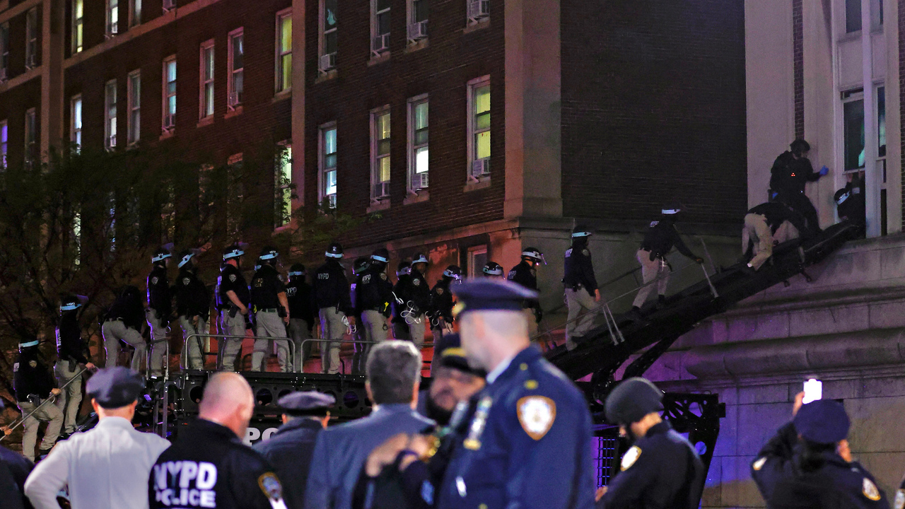 New York police clear pro-Palestinian protesters from Columbia ...