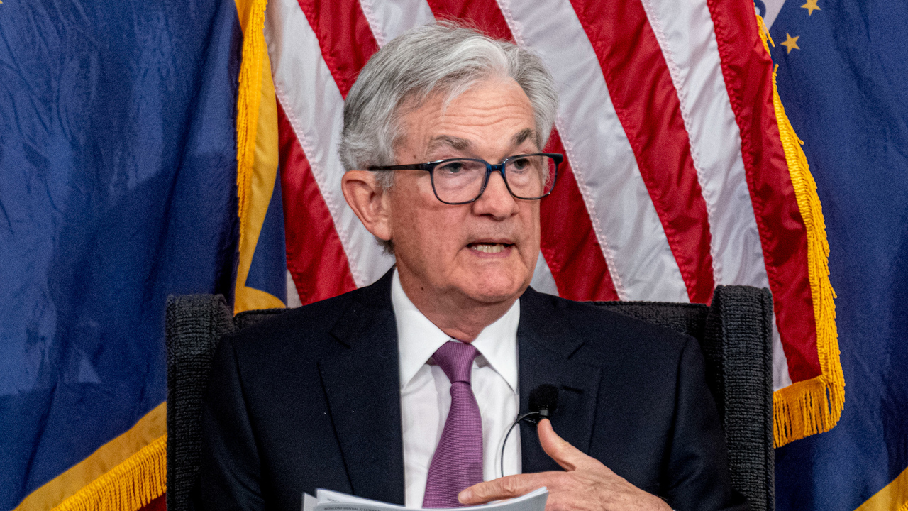 NextImg:Fed pauses rate hikes but signals it could turn up the heat again this year 