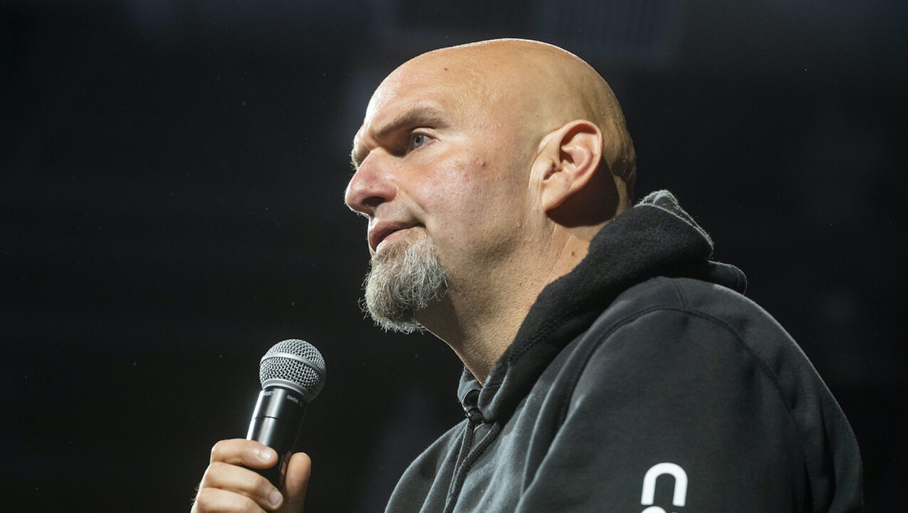 Fetterman makes closely watched return to Pennsylvania campaign trail