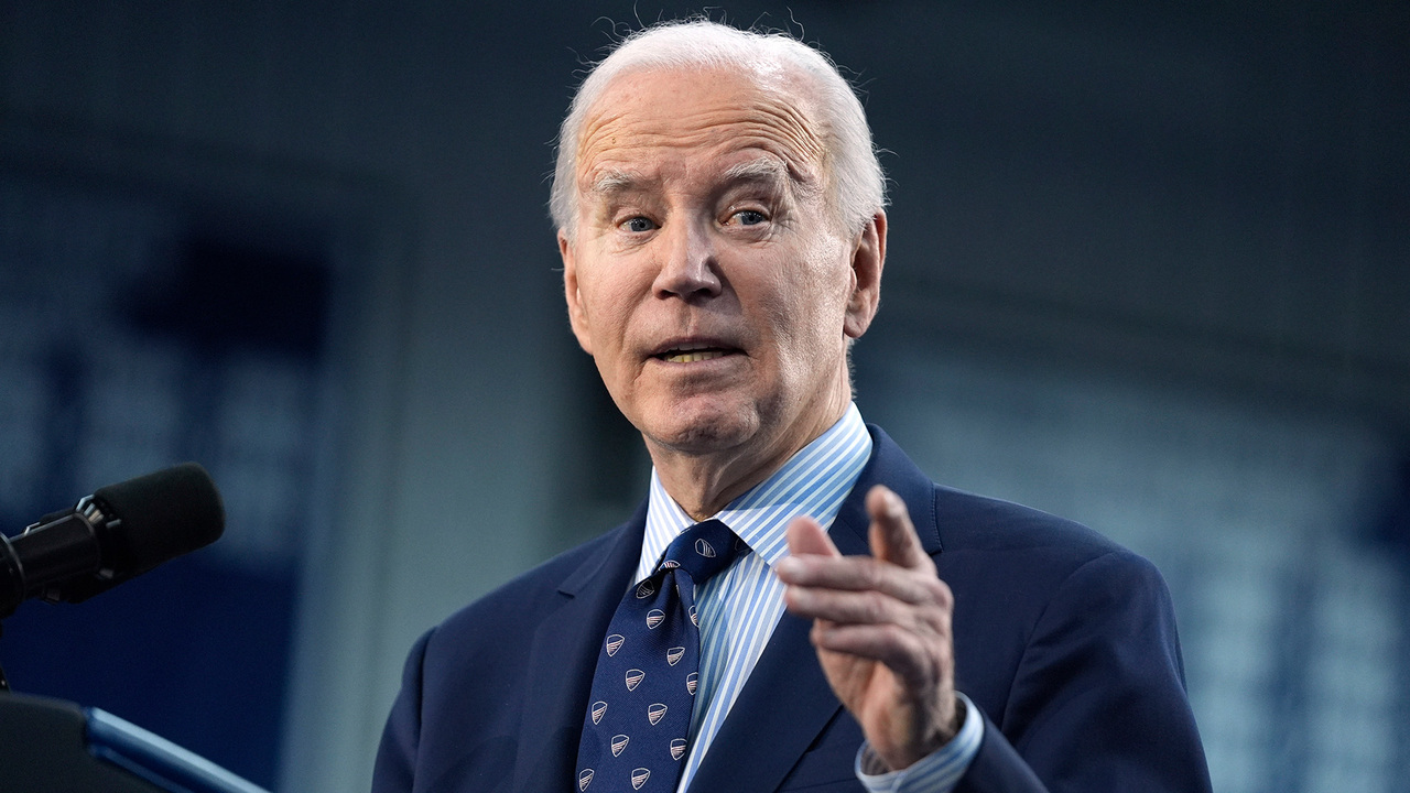 Biden pitches up to $20,000 of interest relief in sweeping student debt ...