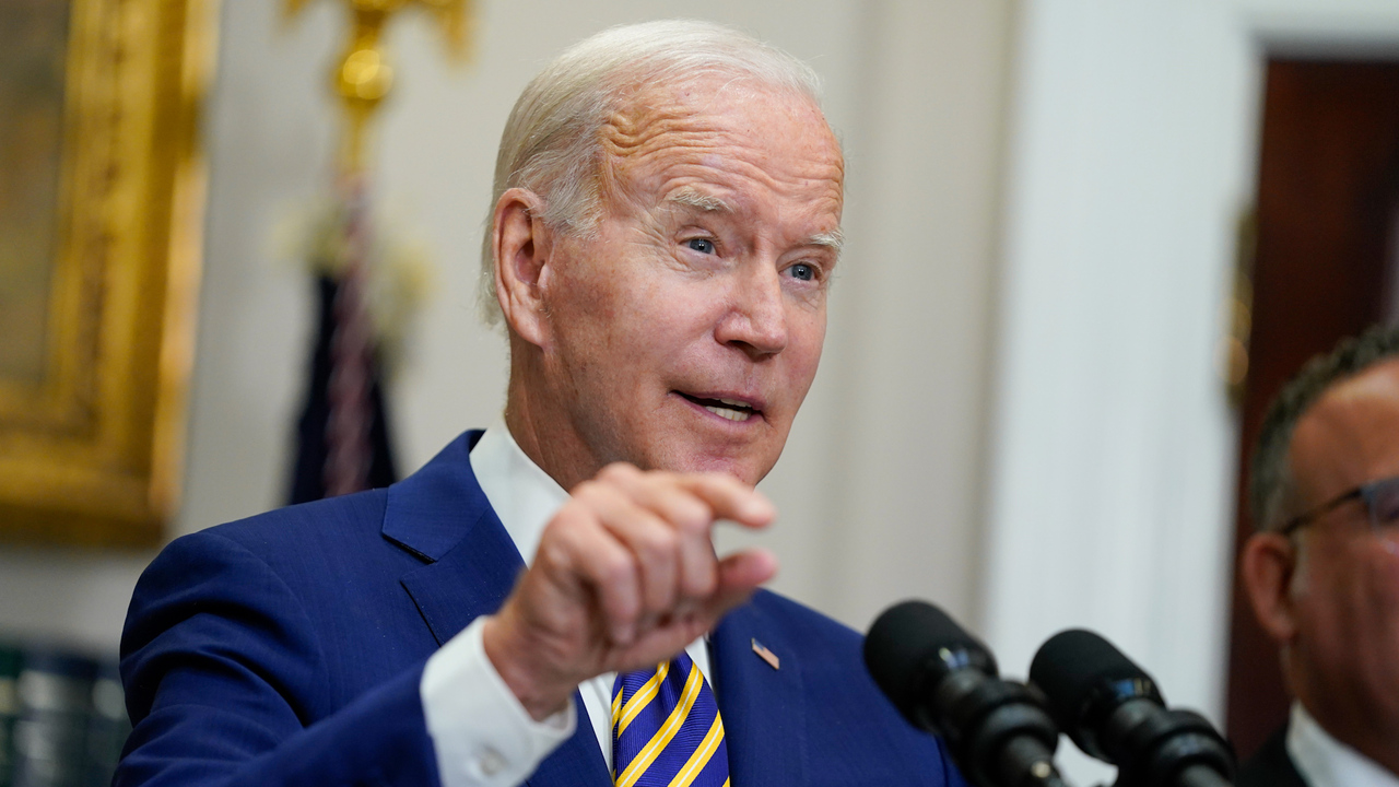 Biden OKs sweeping student loan relief as midterms near