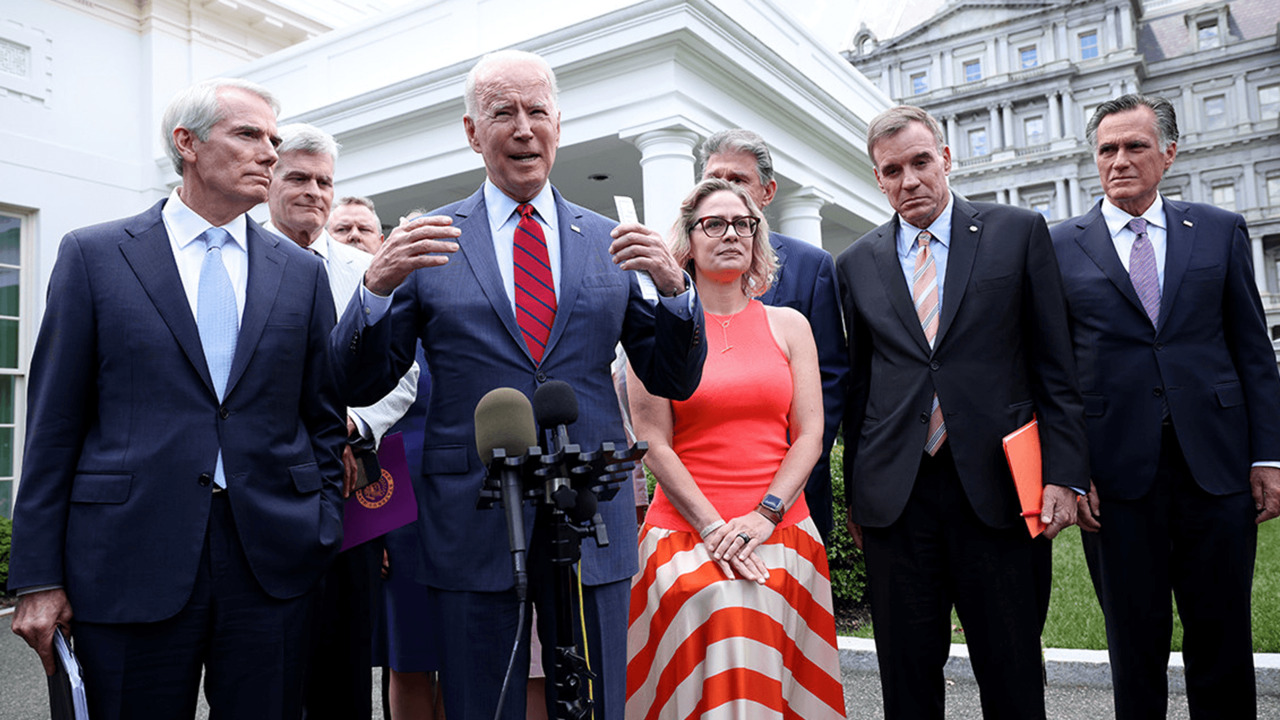 Biden endorses Senate&rsquo;s bipartisan infrastructure agreement