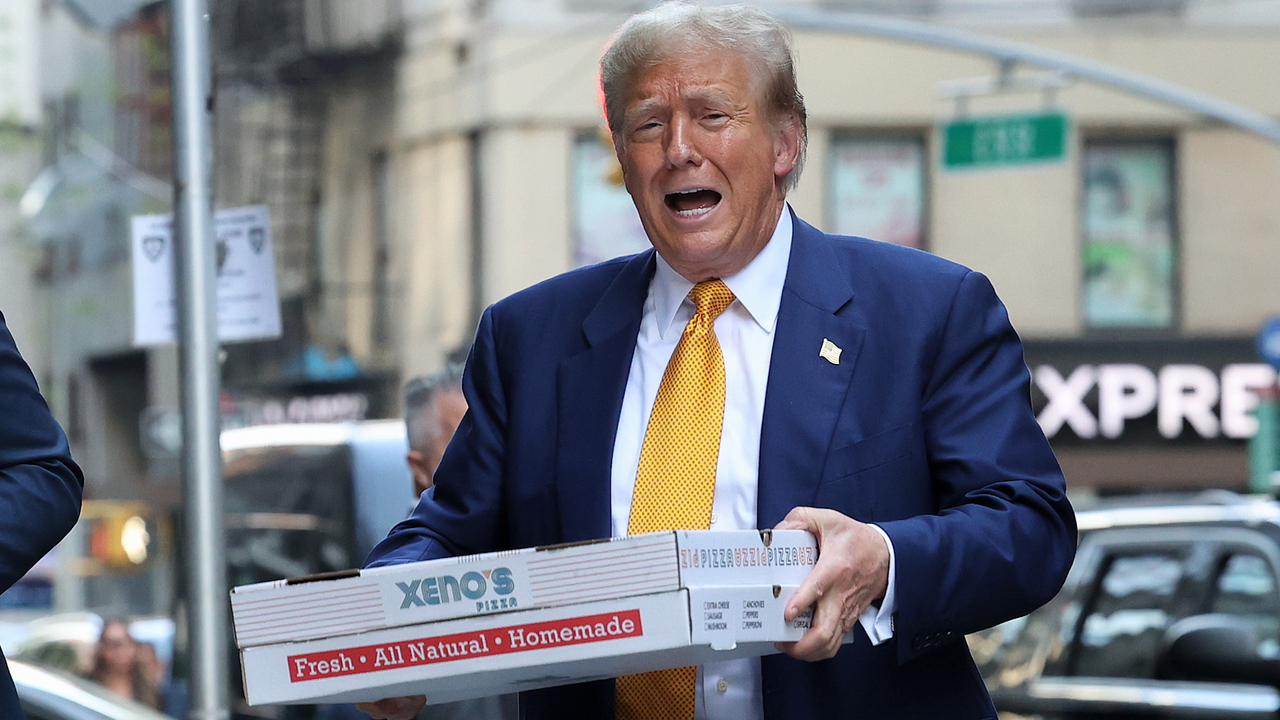 Trump makes a post-court stop to bring pizza to firefighters - Live Updates  - POLITICO