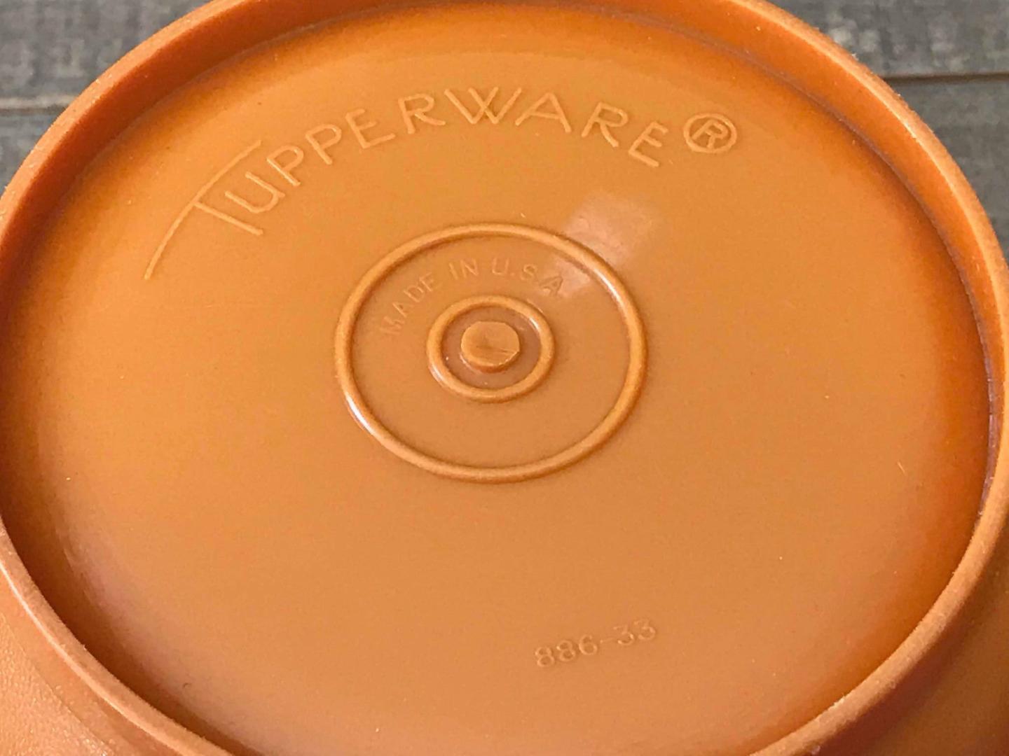 betale inerti Skole lærer Your Grandma's Old Tupperware Might Actually Be Worth Quite a Bit | Cooking  Light