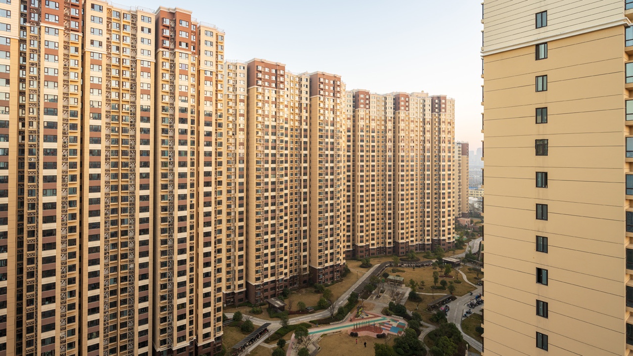 中国的政策松绑或短暂提振高能级城市  的新建商品住宅销售