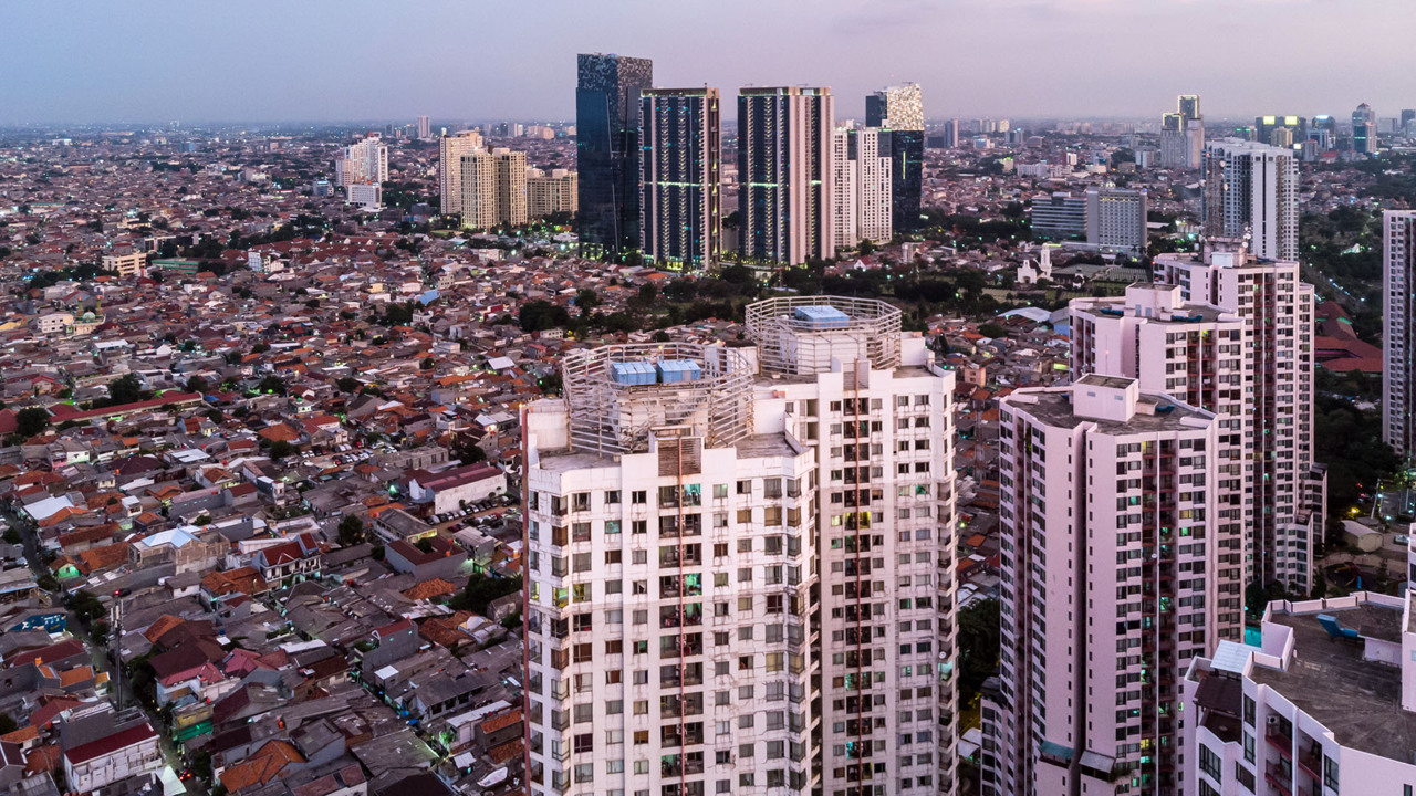 Indonesian Homebuilders’ Cash Flows to Moderate on Rising Costs, Slower Pre-Sales