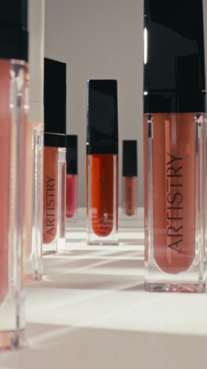 Rouge à lèvres liquide lumineux Go Vibrant Artistry