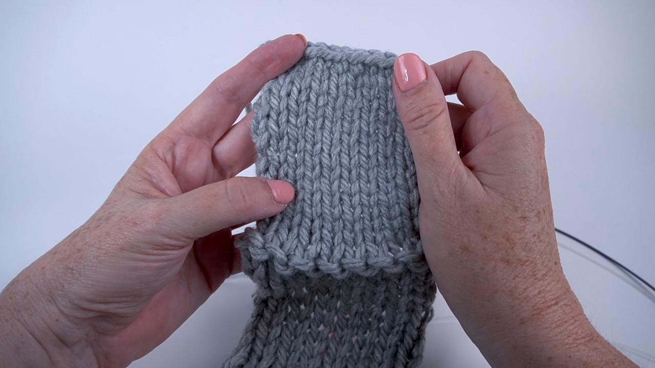 Embellish Your Knits: Surface Chains with Crochet Hook