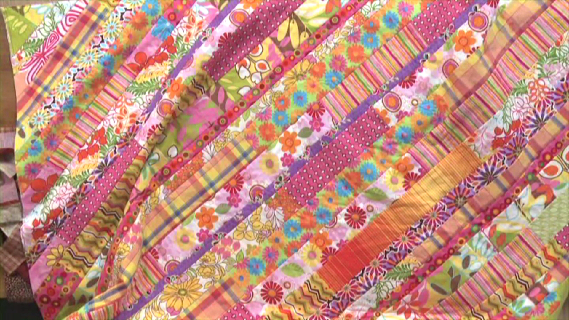 QUILT AS YOU GO: how to add a fancy edge to your quilts - (full