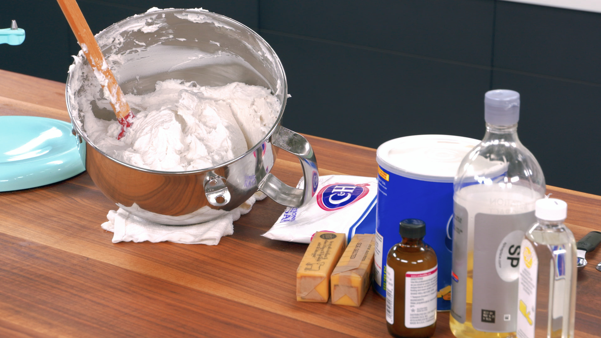 Making American Buttercream | Craft And Hobby