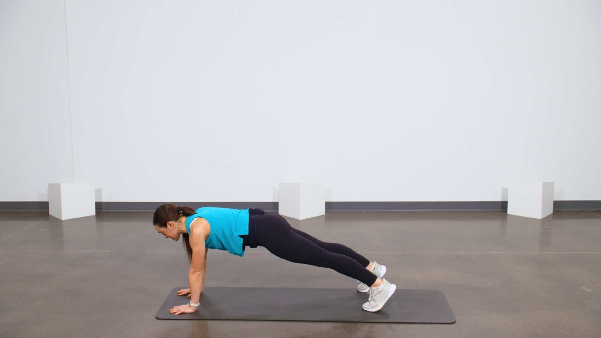 10 Minute Plank Challenge Get Healthy U TV - Main Image