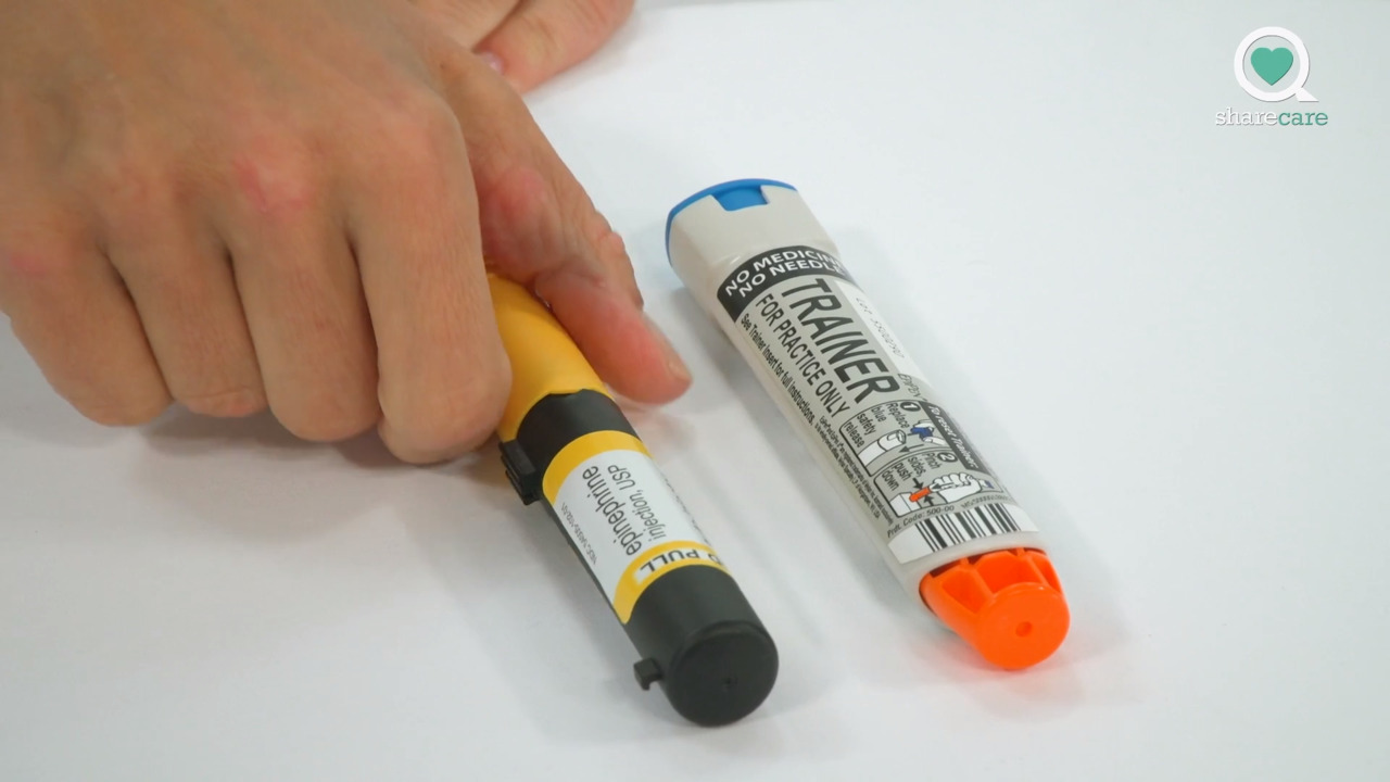 how to use an epipen