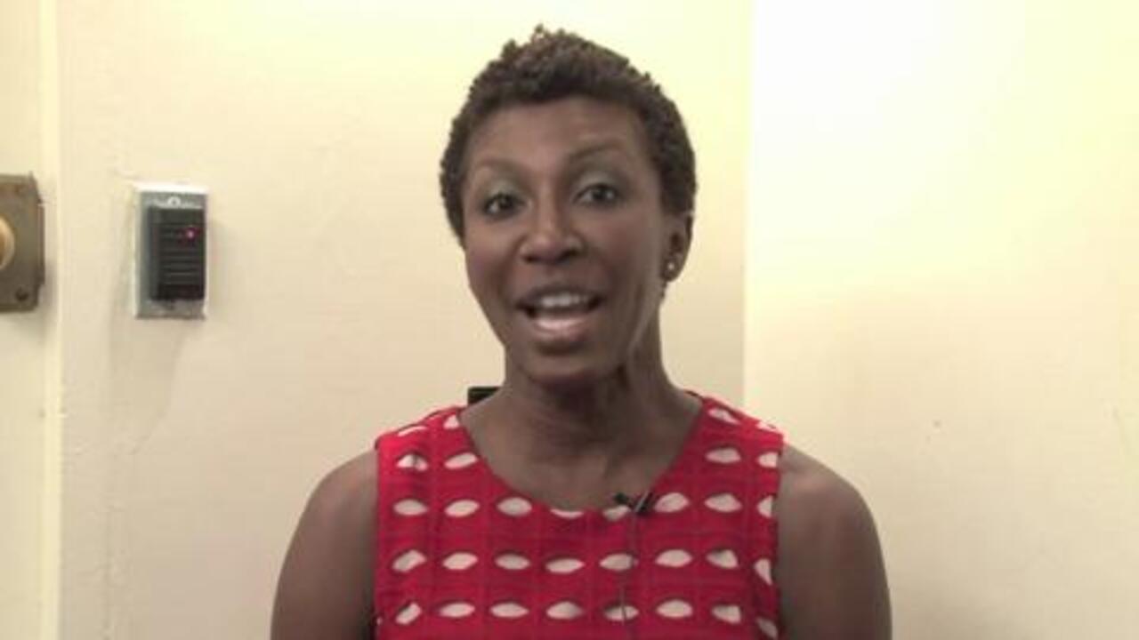 How do environmental factors affect dry skin?