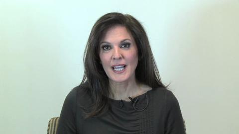 How is phytic acid used to treat skin?