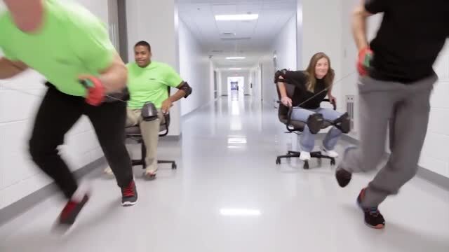 Push-In Relay Test -- Office Chair Race - Phoenix Contact