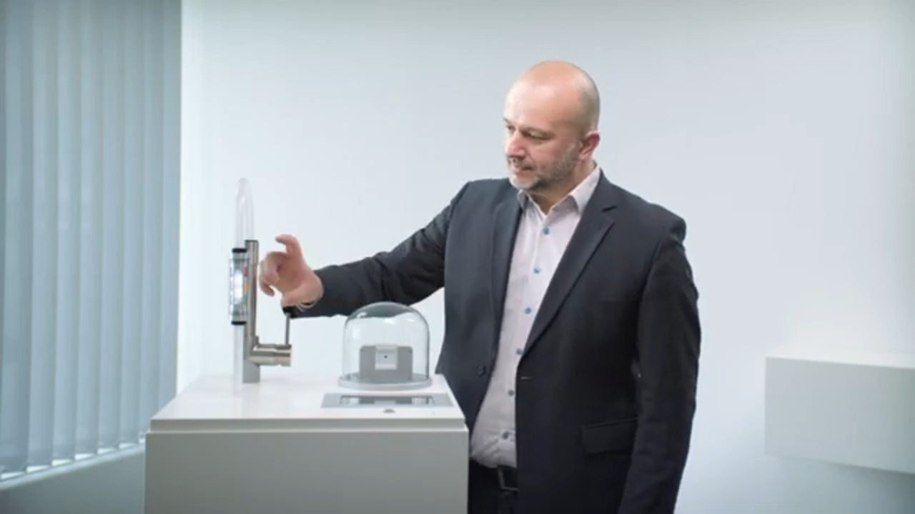 Lights On, Germs Gone: UV-C Water Treatment Demo with OSLON UV Sensors