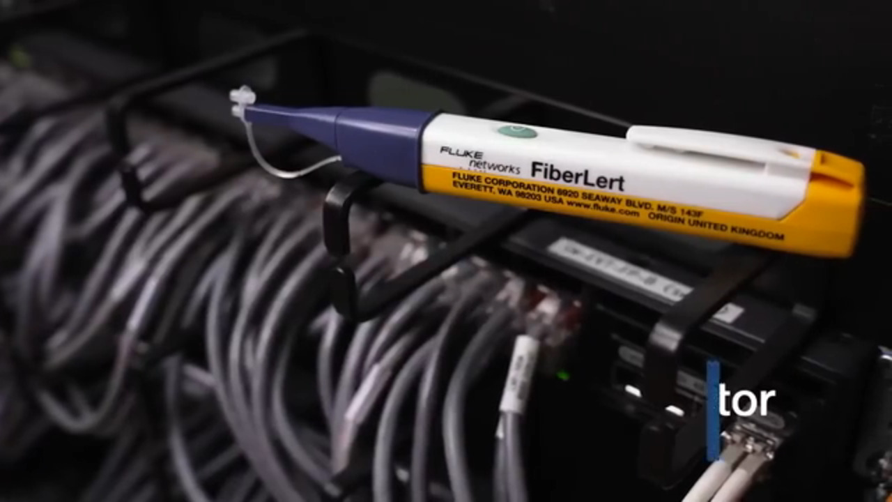 Introducing the Fluke Networks FiberLert Live Fiber Detector
